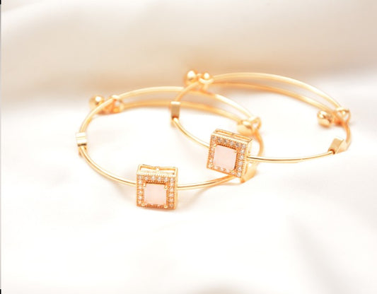 PREMIUM BRACLET PAIR  FOR GIRLS
